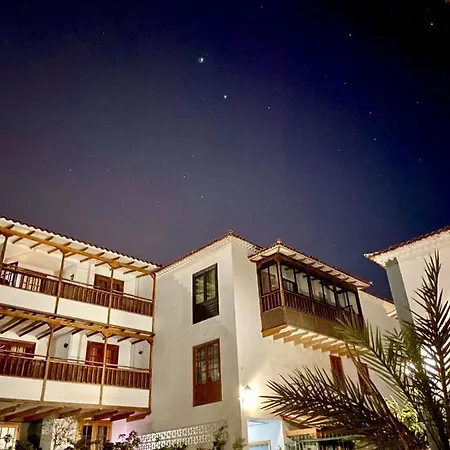 Apartment Gigantes Marina, Water Front *